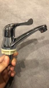 ก๊อกน้ำ ด้ามปัดหางปลา ซิงค์ชุบโครเมี่ยม ก๊อกอ่างล้างหน้า ราคาล่าสุด คุณภาพแข็งแรง ทนทานต่อการกับกร่อน