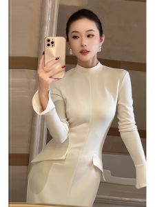 Váy Dài Tay Thanh Lịch Cho Nữ Mùa Thu Váy Dài Cạp Cao Kiểu Pháp Váy Dài Ôm Sát Cơ Thể Váy Dài Cổ Tròn Màu Trơn