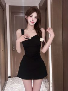 Pure Desire Style French Square Collar Sleeveless Sling Dress Womens Summer New Arrival Slimming Sense of Design Tight Waist A- line Skirt