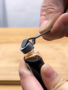 PaulWeekend สแตนเลสพกพาที่เปิดขวด-เปิดเบียร์ขวดยา & อื่นๆได้อย่างง่ายดาย