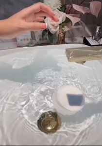 ES ผ้าขนหนูอัดเม็ด ผ้าเช็ดตัว ผ้าเช็ดหน้า ผ้าอัดเม็ด แบบ EASYHOME E713