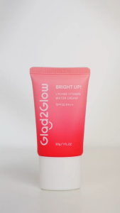 Glad2Glow Lychee Vitamin Water Sunscreen Cream 30g SPF30 PA++ Hydrating Chemical Sunscreen for Face Body No White Cast Daily Wear