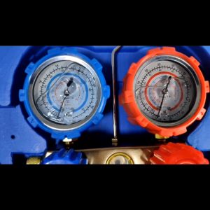 ❄️Car Air Conditioning Repair Tool Kit Dual Valve Manifold Gauge Snow Pressure Gauge R134A Refrigerant Charging Set Complete with Hoses Fittings Hard Carry Case For Automotive & Household AC
