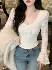 GUZILIAN | French Style Pure Desire Lace V-Neck Brushed Thickened Short Sleeve Womens Design Sense Bell Bottom Base Shirt Autumn Winter