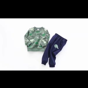 ชุดวอร์มเสื้อแขนยาวพร้อมกางเกงขายาว ขนาด90-130 เนื้อผ้าคอตตอน ใส่กันหนาว พร้อมส่งในไทย