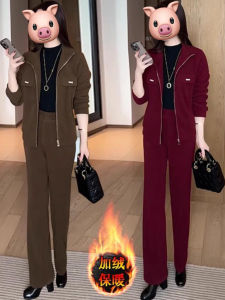 ชุดสองชิ้นผ้าฝ้ายหนาสำหรับผู้หญิง ฤดูหนาว 2025 แฟชั่น ลดอายุ ลำลอง กางเกงขากว้าง ชุดสองชิ้น ชุดทำงาน ชุดทำงาน
