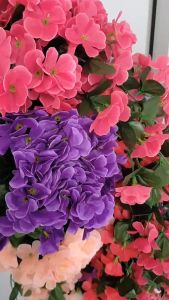 Bunga Juntai Hias: Dekorasi Dinding Rumah Artificial