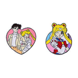 เข็มกลัดการ์ตูนลายเลิฟ 2 ชิ้น ดีไซน์สร้างสรรค์ ลายเซเลอร์มูน สวยงาม ติดเสื้อผ้า เครื่องประดับ ของขวัญ