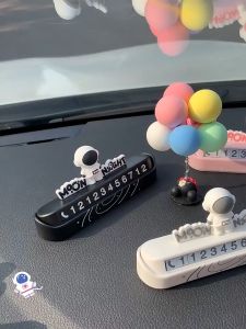 Bảng số điện thoại dừng đỗ trên xe ô tô hình Phi hành gia cao cấp - New2024