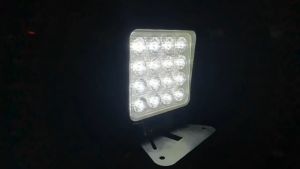 Lampu LED Mobl Truk 16 Mata 48 Watt 65 mm Kaca Putih Sorot Kuning