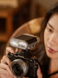 VILTROX | Retro Portable Universal External Flash