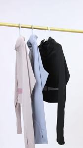 Áo Khoác Yoga Dài Phối Màu SUDU Trang Phục Yoga Áo Tập Thể Hình Nude Tôn Dáng Ôm Dáng Cổ Cao Nữ