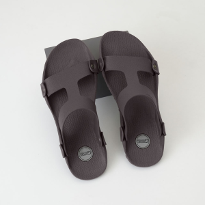 Sandal Slide GOFORT BOREALIS COFFEE Gaya Korea Anti Slip Warna Abu Gelap