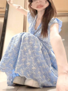 French Style Chrysanthemum Blue Floral Print Womens Dress Summer Slimming High Waist  Style Fly Sleeve Fairy Skirt