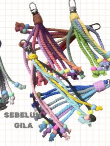 sebelum gila series🫧 || charmbag tassel || ganci || keychain macrame || gantungan kunci || souvenir unik || macrame tassel || charm bag || gantungan kunci || keychain || carabiner || charm bag macrame || ready stock || real pict ||