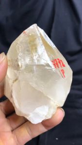 Đá thạch anh trắng nguyên bản thô dùng trang trí nhà cửa thanh tẩy năng lượng cao9cm nặng420gram(7772)