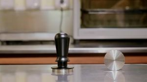 Klik Tamper dengan Spring 304 Stainless Steel: Tamper Espresso Berkualitas Tinggi