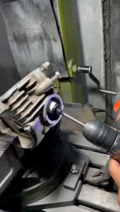 Alat Skir Klep Motor 4 Tak Universal: Mencapai Optimalisasi Penyekiran