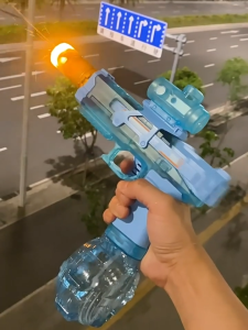 Pool Toys Laser-powered water gun Large capacity toy water gun Outdoor beach swimming pool toys