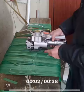 Máy Siết Đai Dùng Hơi XQD25