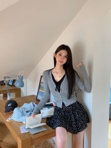 Gaz Online Store ใหม่ นุ่ม Hollow Knitted คาร์ดิเกน แขนยาว พรางหุ่น คอวี ฤดูใบไม้ร่วง หลากหลาย แฟชั่น Nylon Blend ผู้หญิง เสื้อผ้าถัก