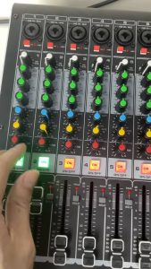 Soundcraft RX4/6/8 Professional Audio Mixer 4/6/8 Channel Mixer with equalizer USB equalizer for Bluetooth