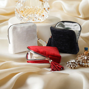 กระเป๋าใส่เครื่องประดับพกพาขนาดเล็ก กระเป๋าเก็บสร้อยข้อมือคริสตัล กระเป๋าถือแฟชั่นสำหรับใส่ของที่ระลึก