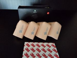 ยางกันกระแทกขอบโต๊ะ แบบเข้ามุม 1 กล่อง มี 4 ชิ้น สีฟ้าสีชมพู สินค้าพร้อมส่ง