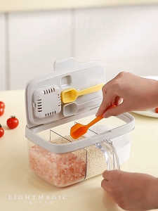 3 Grids Spice Jars with Magnetic Spoon Seasonings Condiments Salt Sugar Spice Jar 1200ML