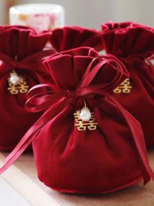 New Creative Velvet Wedding Candy Bag European Style Wedding Handouts Candy Box Gift Bag Chinese Style Wedding Supplies