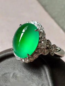Jadeite Color Green Men And Womens Ring With S925 Silver And Zircon