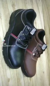 SEPATU SAFETY OXLAY HITAM LIST MERAH UNTUK KERJA PROYEK PRIA