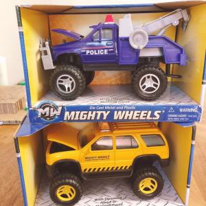 Cool Alloy Body Big Wheels Police and Construction Car Toy for Boys Christmas Gift