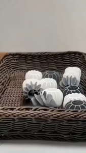 ( isi 4 ) Silicone Laundry Ball / Reusable Silicone Magic Laundry Ball / Alat Cuci Baju Bola Karet Laundry Mesin Cuci