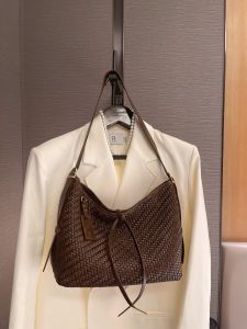 Handwoven Hobo Tote Bag Large Capacity Soft Leather Slant Cross Single Shoulder Bag Vintage Commuter Womens Bag