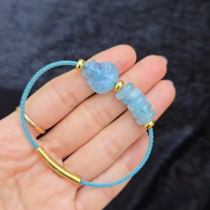 Q2340 Vòng ngũ điếu hồ ly Aquamarine xanh dương dây cáp khóa bấm Thủy và Mộc - Phong Thuỷ TUDO P