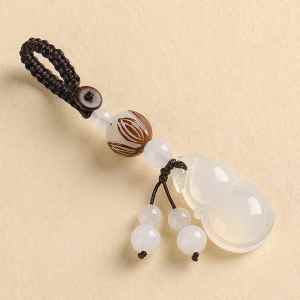 Creative Couple Personalized Car Keychain Amulet Jade Gourd Quartzite Mens Bag Pendant Necklace Driving Personal Item