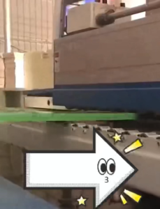 Foldable rectangular table – stylish and space-saving suitable for home office and outdoor use.