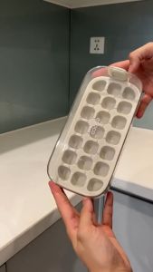 Khay đá tủ lạnh thông minh ECOCO 2 và 3 ngăn xả đá sau 1 lần nhấn nhựa PP cao cấp an toàn sức khoẻ