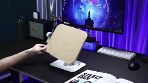 "Rotating Reading Stand: Adjustable Angle A Comfortable and Convenient Support Tool for Reading and