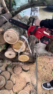 💥COD+จัดส่งฟรี💥เลื่อยโซ่ไฟฟ้า 12นิ้ว (มอเตอร์ทองแดงบริสุทธิ์ไร้แปรงถ่าน) 99999W เลื่อยไฟไร้สาย 48V เลื่อยไฟฟ้าแบต ความสามารถในการตัดที่แข็งแกร่ง ทดลองใช้งานฟรี + คืนเงินโดยไม่มีเงื่อนไขภายใน 14 วัน