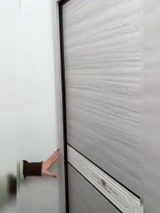 Wall-mounted storage box Non-punching self-adhesive underwear socks with lid storage box Garbage bag distributor