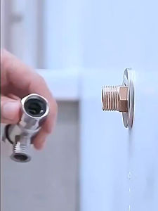 วาล์วน้ำ ก็อกฝักบัวสแตนเลส304 สีดำ แข็งแรง ทนทาน พร้อมจัดส่ง