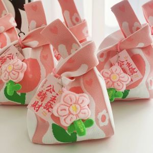 กระเป๋าถือผ้าถักลายดอกไม้สุดน่ารัก กระเป๋าถือข้อมือสำหรับวันแม่ วันพยาบาล กระเป๋าใส่ของแบบถัก กระเป๋าผ้าโพลีเอสเตอร์ กระเป๋าถือขนาดเล็ก