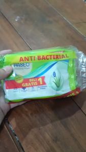 Tisu Paseo Anti Bacterial Tissue Tisu Basah 25s BUY 1 GET 1 FREE