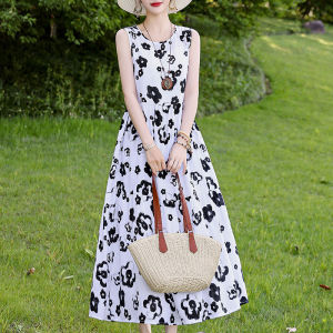 Elegant Summer New Style Young Lady Long Cotton Silk Dress Thin Sleeveless Beach Dress for Mom Loose Waist Wide Hem A-Line Skirt