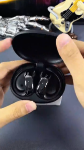 HTC NE19 Wayarles Bluetooth Headset AI Translator Earbuds 134 Languages Bluetooth 6.0 Sweat-Resistant Light & Comfortable for Global Business Travel and Language Learning