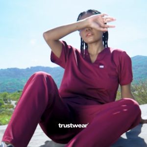TRUSTWEAR - Javier Doctor’s Scrubs / Set Baju Celana Jaga OKA OK Perawat / Dokter Lengan Panjang Vol.1