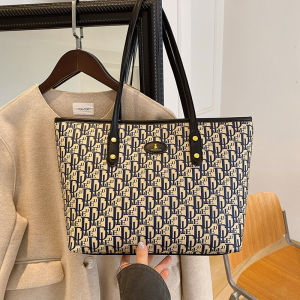 Fashionable Large Capacity Shoulder Bag Womens 2025 New Spring Summer Stylish Tote Bag Versatile Commuting Underarm Bag