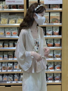 เสื้อคลุมกันแดดผ้าชีฟองสไตล์จีนใหม่สำหรับผู้หญิงในฤดูร้อน เสื้อคลุมกันแดดแบบบางระบายอากาศได้ดี ทรงหลวม ปกเสื้อคลุมกันแดด